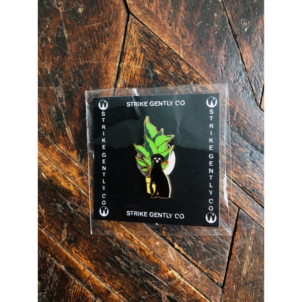 STRIKE GENTLY CO. Pin